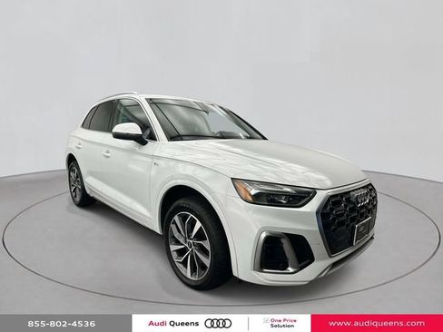 Used 2023 Audi Q5 2.0T Premium w/ Convenience Package AWD/4WD image 5