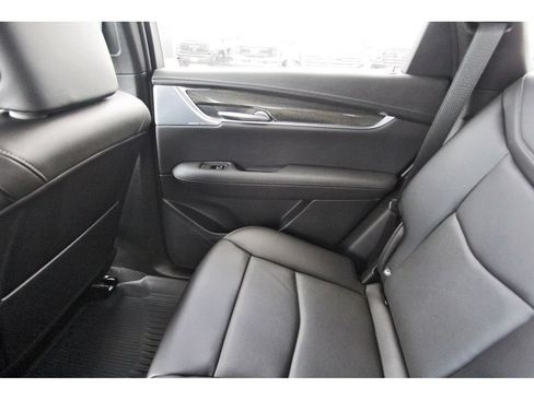 New 2026 Cadillac XT5 Sportv w/ LPO, Onyx Lite Package AWD/4WD image 12