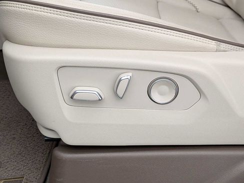 Certified 2024 GMC Yukon Denali w/ Advanced Technology Package image 20