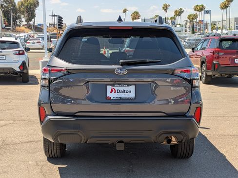 Certified 2025 Subaru Forester Premium AWD/4WD image 3