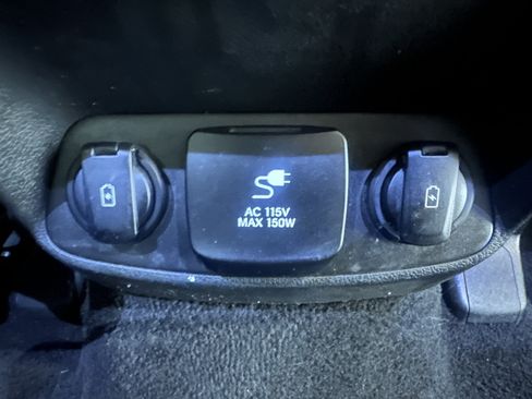 Used 2020 Hyundai Santa Fe Limited AWD/4WD image 49