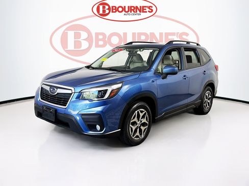 Used 2021 Subaru Forester Premium AWD/4WD image 7