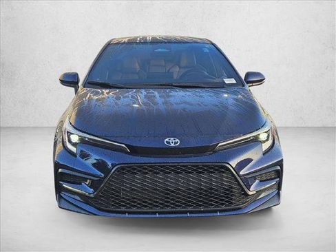 Used 2024 Toyota Corolla SE FWD image 2