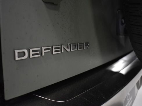 Used 2022 Land Rover Defender 90 X AWD/4WD image 14