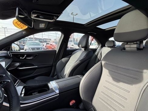 Used 2023 Mercedes-Benz C 300 4MATIC Sedan image 17