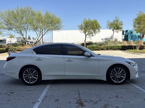 Used 2019 INFINITI Q50 Luxe RWD image 2