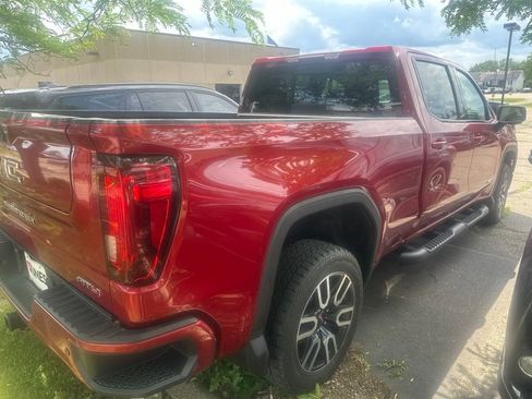 Used 2023 GMC Sierra 1500 AT4 w/ AT4 Preferred Package AWD/4WD image 15
