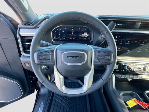 Used 2025 GMC Sierra 2500 Denali w/ Denali Reserve Package image 12