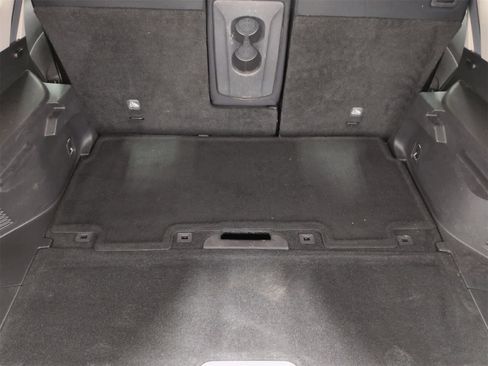 Used 2017 Nissan Rogue SV w/ Sun & Sound Touring Package image 34