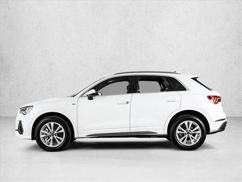 Certified 2025 Audi Q3 2.0T Premium w/ Convenience Package image 9