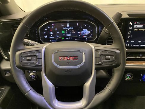 Used 2024 GMC Sierra 1500 Elevation AWD/4WD image 22