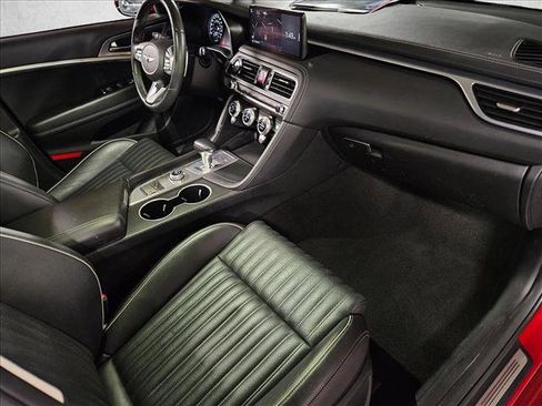 Used 2022 Genesis G70 3.3T image 20