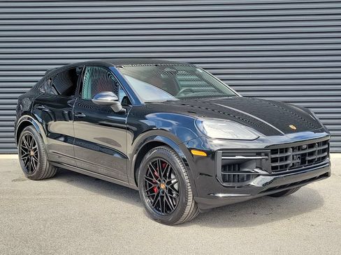 New 2026 Porsche Cayenne S AWD/4WD image 9