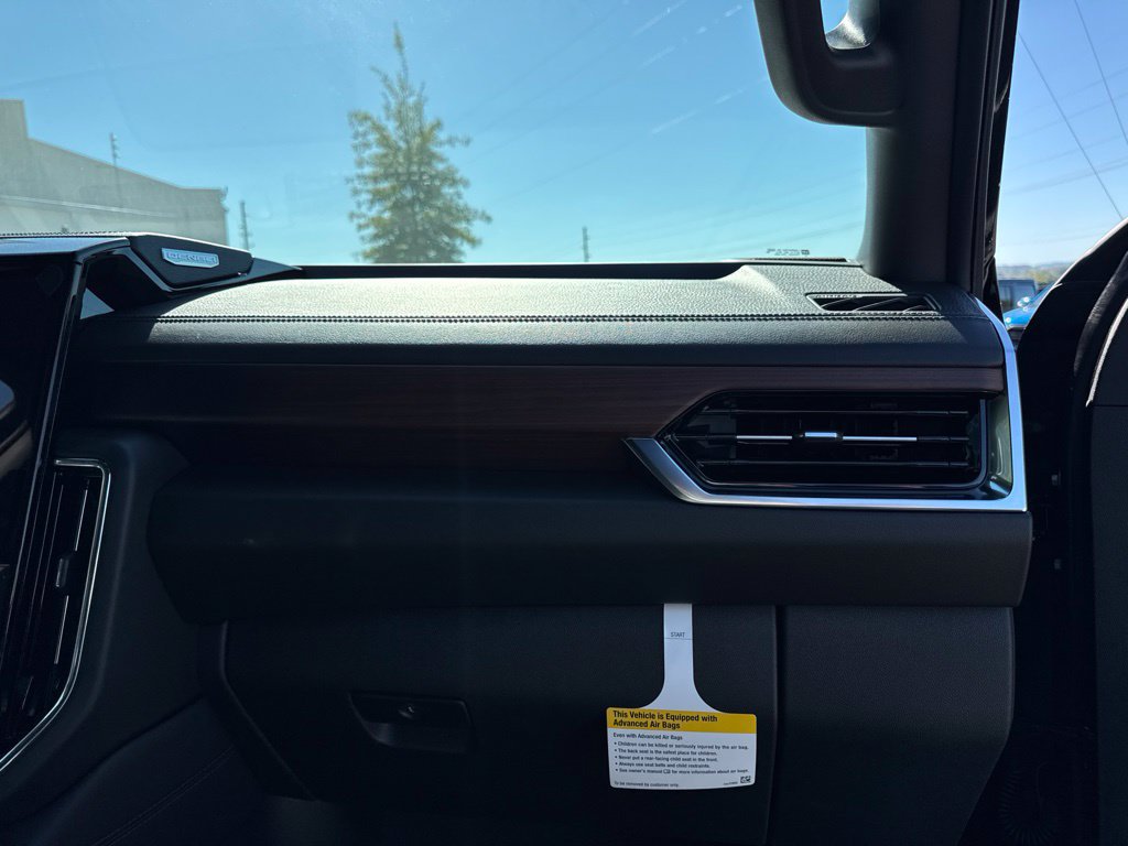 New 2026 GMC Yukon Denali AWD/4WD image 22