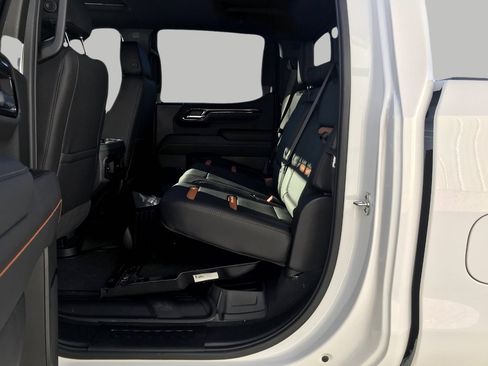 New 2025 GMC Sierra 1500 AT4 w/ AT4 Premium Package image 15