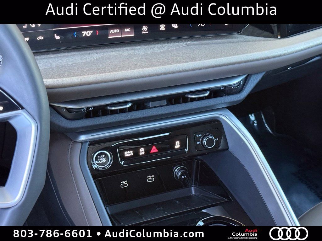 Certified 2025 Audi Q5 Premium w/ Convenience Package AWD/4WD image 36