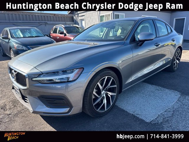 Used 2020 Volvo S60 T5 Momentum w/ Protection Package Premier FWD image 1