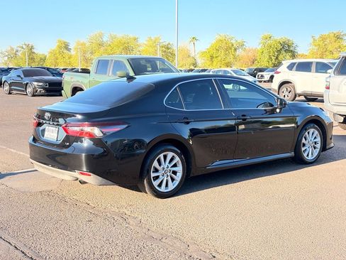 Used 2022 Toyota Camry LE w/ Carpet Mat Package (TMS) FWD image 5