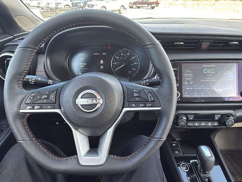 Used 2023 Nissan Kicks SR w/ SR Premium Package image 26