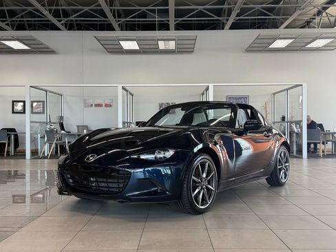 Used 2021 MAZDA MX-5 Miata RF Grand Touring image 1