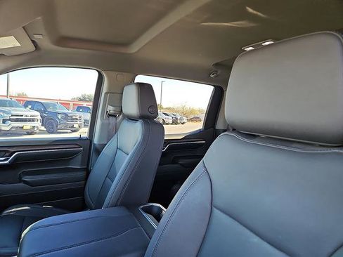 Used 2024 GMC Sierra 1500 SLT w/ SLT Premium Plus Package image 12