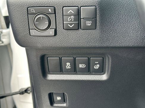 Used 2023 Lexus GX 460 Premium image 30