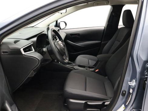 Used 2025 Toyota Corolla LE image 14