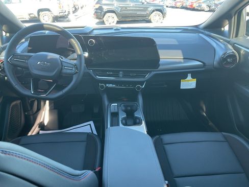 New 2025 Chevrolet Equinox EV RS image 16