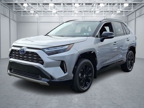 Used 2024 Toyota RAV4 XSE image 3