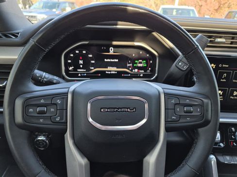 Used 2024 GMC Sierra 2500 Denali w/ Denali Reserve Package image 23