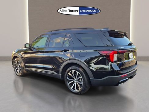 Used 2026 Ford Explorer ST-Line RWD image 9