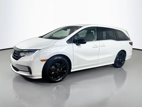 Used 2024 Honda Odyssey Sport image 5
