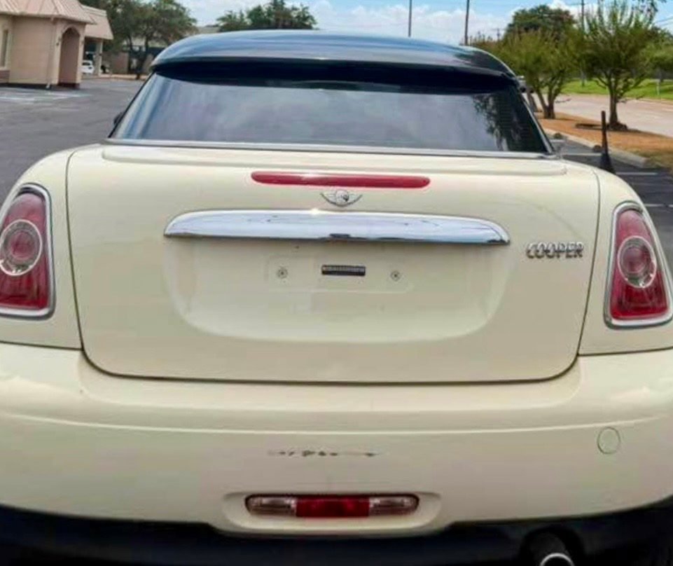 Used 2012 MINI Cooper Coupe FWD image 3