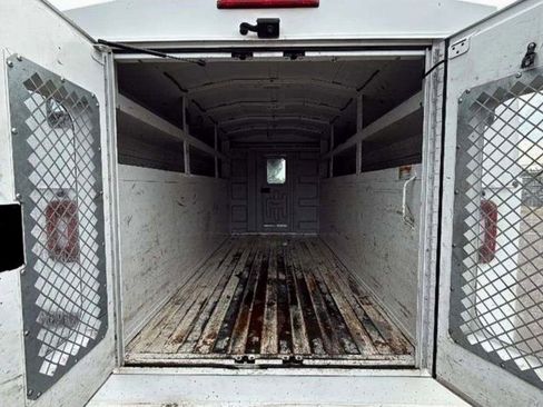 Used 2018 Ford Transit 350 350 w/ Interior Upgrade Package image 10