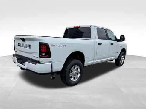 New 2026 RAM 2500 Big Horn AWD/4WD image 7