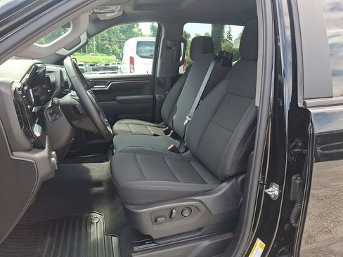 Used 2026 Chevrolet Silverado 1500 LT AWD/4WD image 2