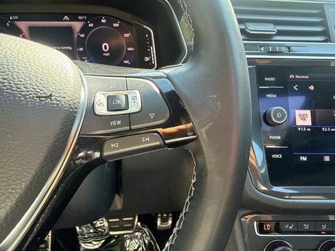 Used 2020 Volkswagen Tiguan SEL Premium R-Line AWD/4WD image 15