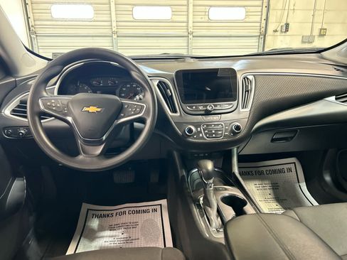 Used 2024 Chevrolet Malibu LT FWD image 4