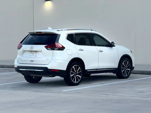 Used 2019 Nissan Rogue SL w/ Premium Package FWD image 7