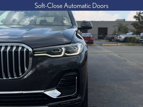 Used 2022 BMW X7 xDrive40i w/ Executive Package AWD/4WD image 14