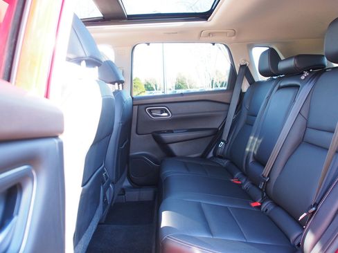 Used 2021 Nissan Rogue SL w/ Premium Package image 19