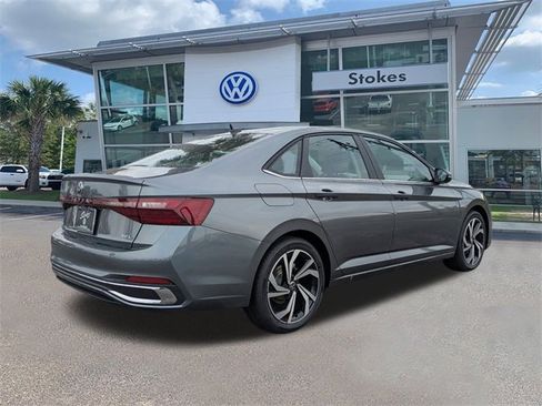 New 2026 Volkswagen Jetta SEL image 4