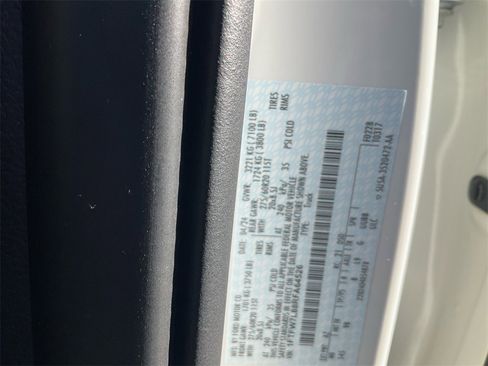 Certified 2024 Ford F150 Platinum w/ Equipment Group 702A High image 18