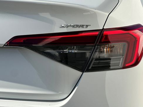 Certified 2024 Honda Civic Sport image 12