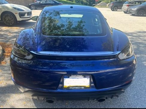 Used 2021 Porsche 718 Cayman GTS RWD image 4