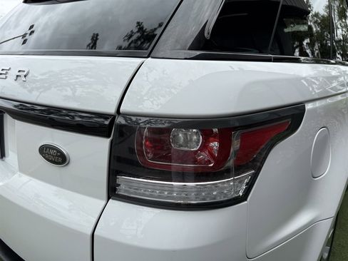 Used 2016 Land Rover Range Rover Sport Supercharged AWD/4WD image 12
