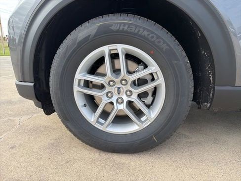 New 2026 Ford Explorer Active w/ Active Comfort Package image 9