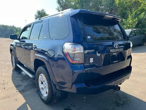 Used 2018 Toyota 4Runner SR5 Premium AWD/4WD image 3