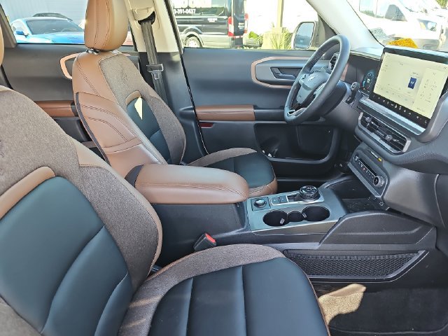 Certified 2025 Ford Bronco Sport Outer Banks AWD/4WD image 12