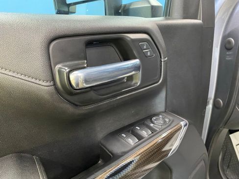 Used 2021 Chevrolet Silverado 1500 LT w/ Bed Protection Package image 34